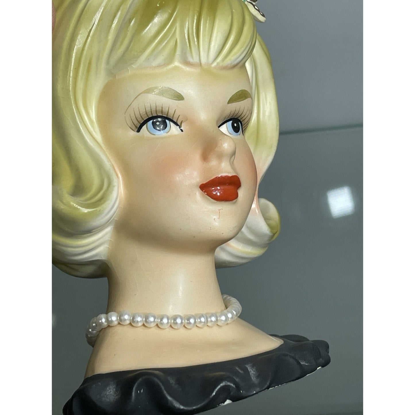 Vintage Lady Head Vase Parma A-172 1950 Blonde Pearl Necklace Butterfly Clip 5.5