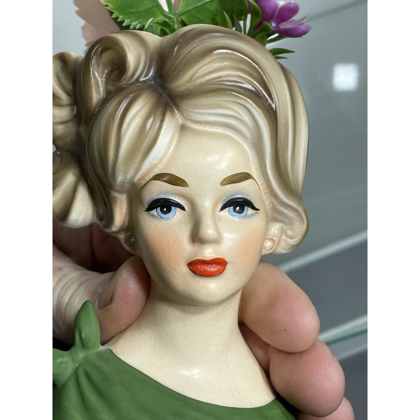 NAPCOWARE stamped YOUNG LADY HEAD VASE GREEN C 7313 4.5" BLUE EYES Japan N. Mint