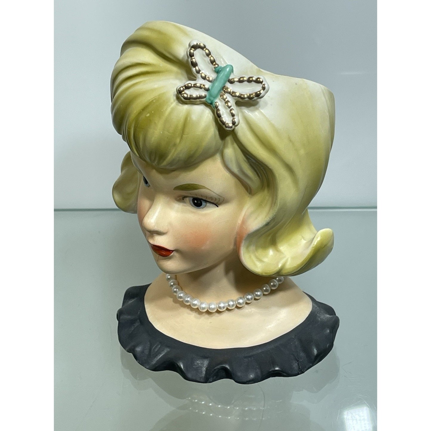 Vintage Lady Head Vase Parma A-172 1950 Blonde Pearl Necklace Butterfly Clip 5.5