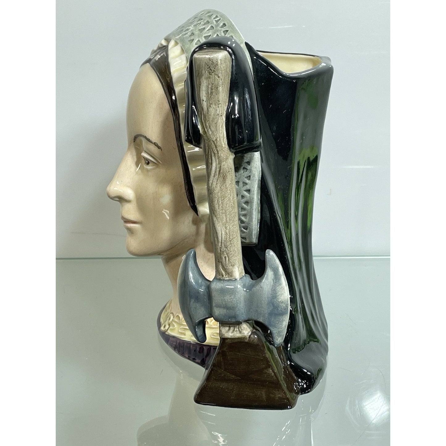 Vtg Royal Doulton Anne Boleyn Toby Jug D 6650 Circa 1975 Lady Head Vase 7" tall