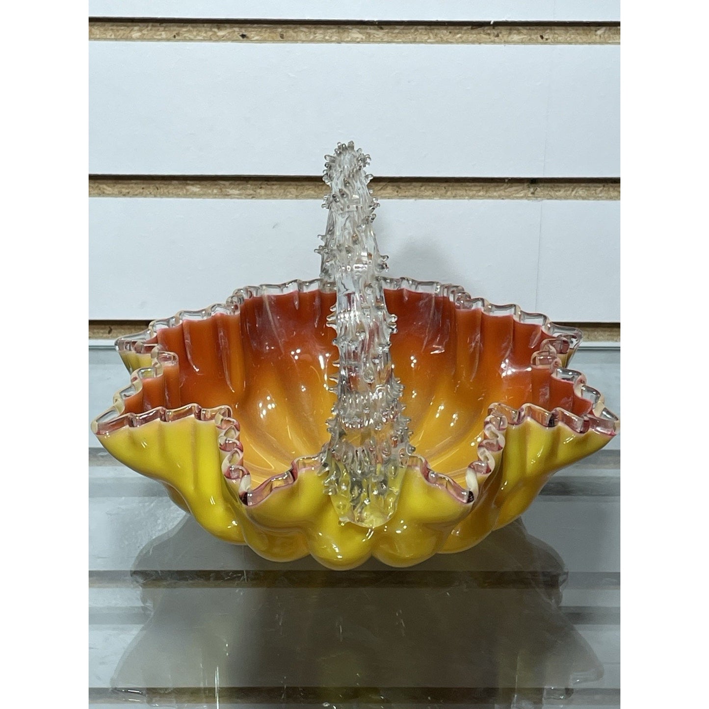 ANTIQUE STEVENS & WILLIAMS AMBERINA YELLOW CASE GLASS BASKET THRON HANDLE UV Glo