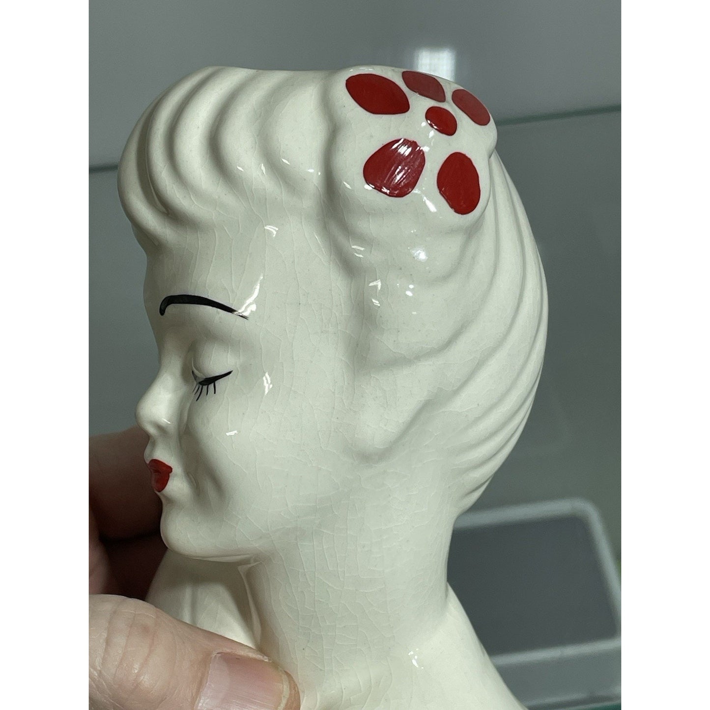 VINTAGE BETTY GRABLE LADY HEAD VASE 5 5/8” WHITE GLAMOUR GIRL Red Lip stick (B)