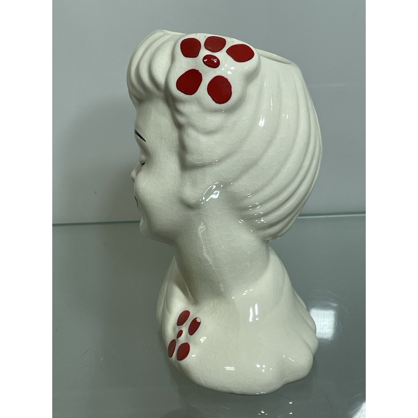 VINTAGE BETTY GRABLE LADY HEAD VASE 5 5/8” WHITE GLAMOUR GIRL Red Lip stick (B)