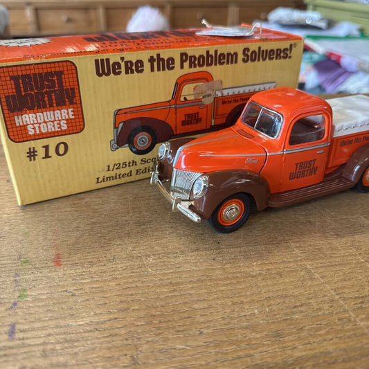 Trust worthy 1940 Ford Truck Bank 1:25 scale
