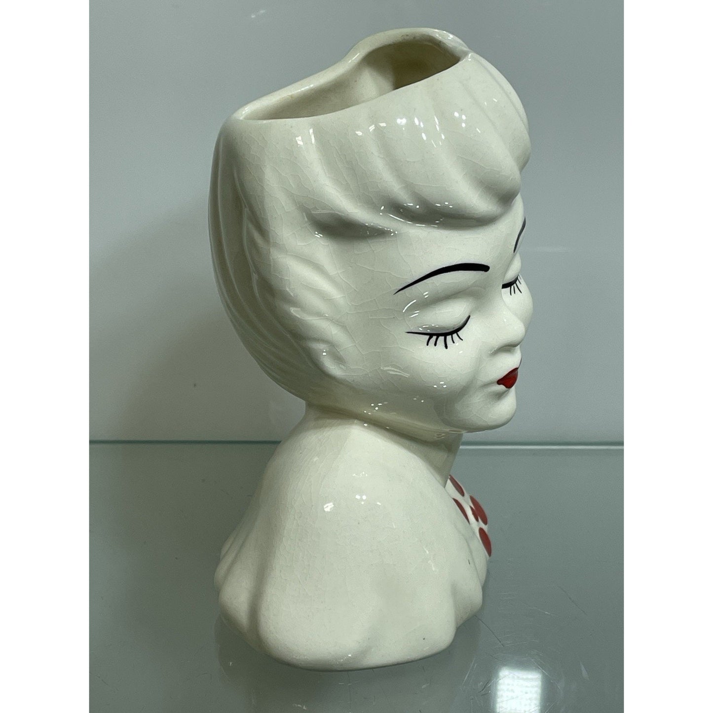 VINTAGE BETTY GRABLE LADY HEAD VASE 5 5/8” WHITE GLAMOUR GIRL Red Lip stick (B)