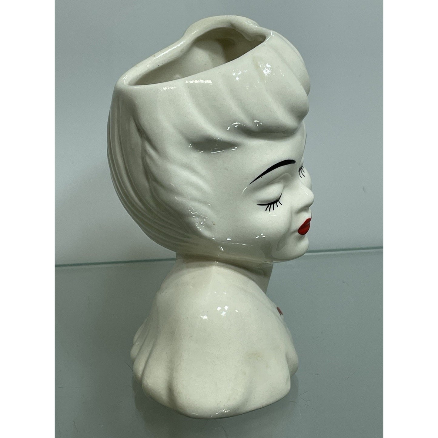 VINTAGE BETTY GRABLE LADY HEAD VASE 5 3/8” WHITE GLAMOUR GIRL Red Lip stick (A)
